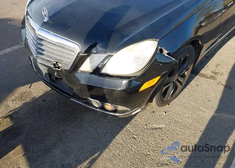 2010 Mercedes-Benz E 350 4Matic z USA, uszkodzony, nr VIN WDDHF8HB9AA050807